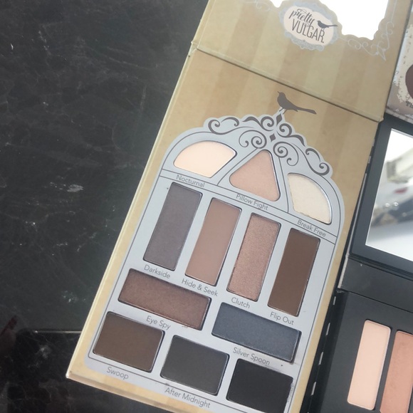 Smokey eyeshadow makeup bundle! - Picture 2 of 6